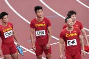 队员风采绝伦，英勇拼搏争分夺秒的简单介绍